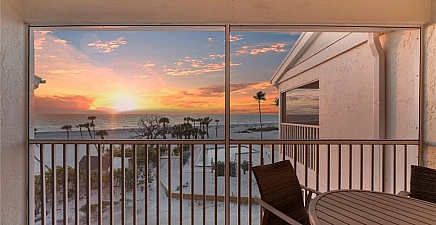 2535 Beach Villas , Captiva 33924, FL