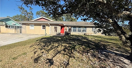 1661 Country Club Pkwy , Lehigh Acres 33936, FL