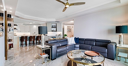 2745 1st St 1402, Fort Myers 33916, FL