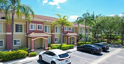 12021 Rock Brook Run 2105, Fort Myers 33913, FL