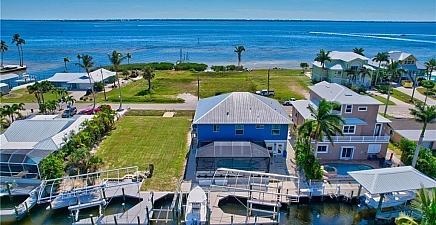 3420 1st Ave , St. James City 33956, FL