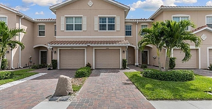 2748 Blossom Way , Naples 34120, FL