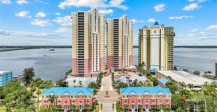 2745 1st St 701, Fort Myers 33916, FL