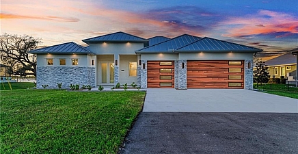 6100 Riverside Dr , Punta Gorda 33982, FL