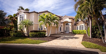 12782 Yacht Club Cir , Fort Myers 33919, FL