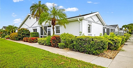 6886 Bogey Dr , Fort Myers 33919, FL