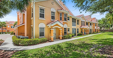 1770 Concordia Lake Cir 3101, Cape Coral 33909, FL