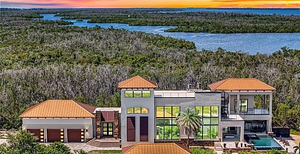 2755 Cussell Dr , St. James City 33956, FL