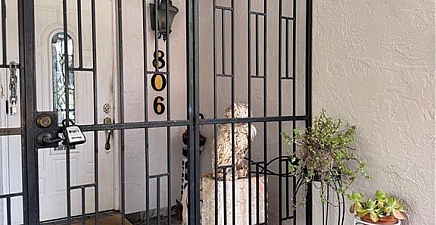 806 W 80 Pl , Hialeah 33014, FL