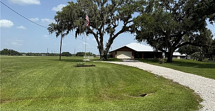 2475 Frontier Cir , Labelle 33935, FL