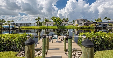 1720 Cascade Way , North Fort Myers 33917, FL