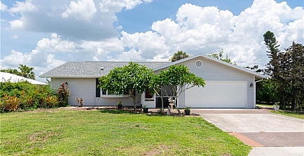 6340 P G A Dr , North Fort Myers 33917, FL